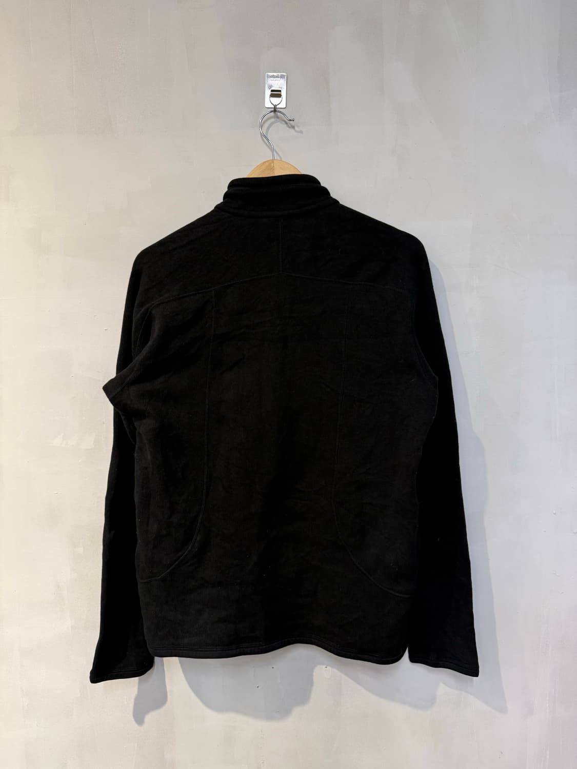 파타고니아 블랙 플리스 집업 상품이미지4