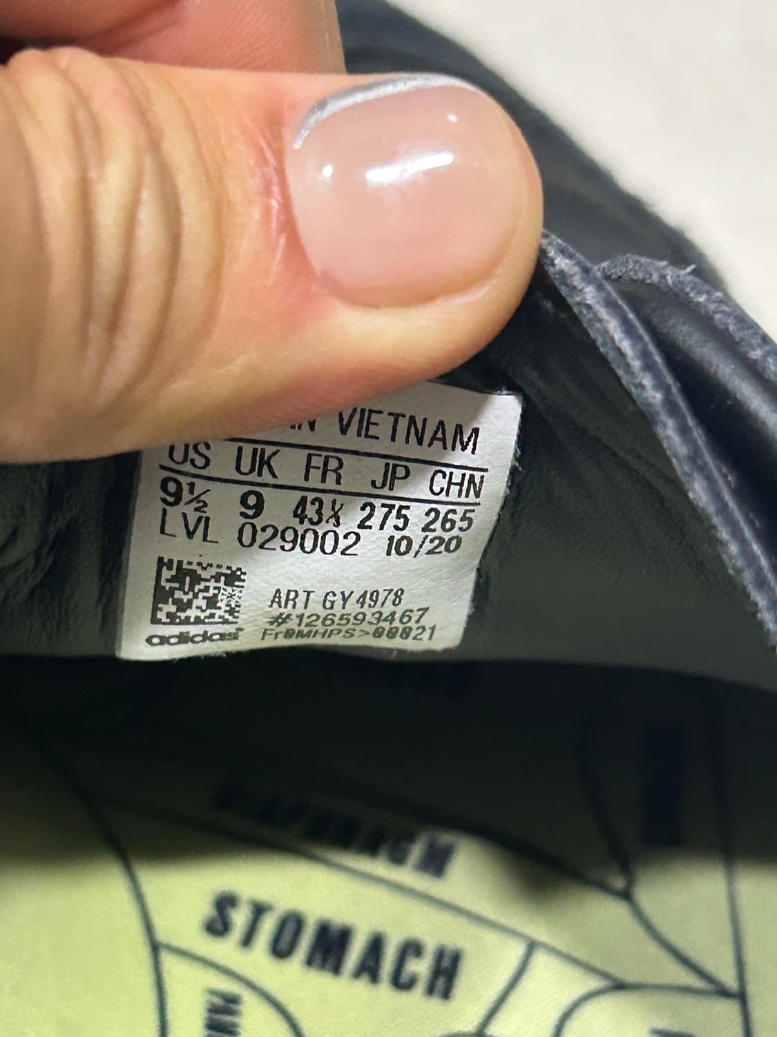 아디다스 x 퍼렐 월리엄스 삼바 블랙 퓨처 판매합니다 상품이미지3