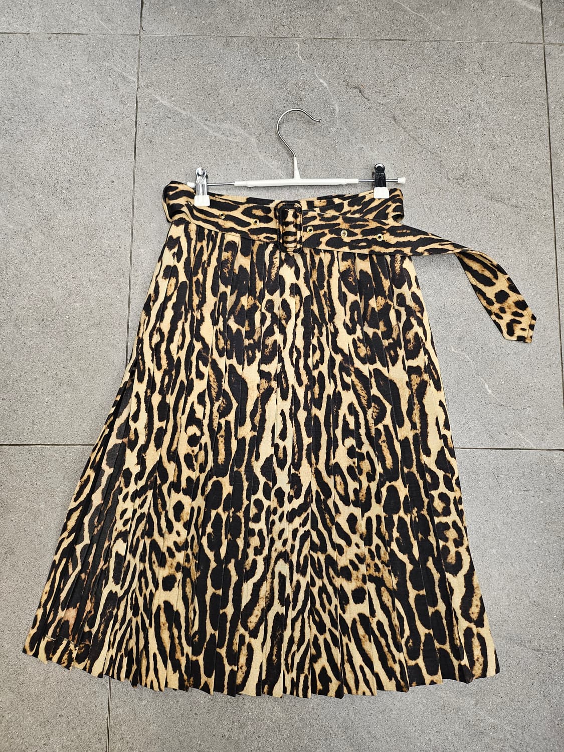 Burberry 버버리 레오파드 프린트 플리츠 스커트 38 상품이미지2