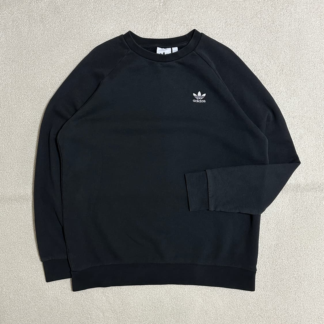 아디다스 에센셜 크루 상품이미지1