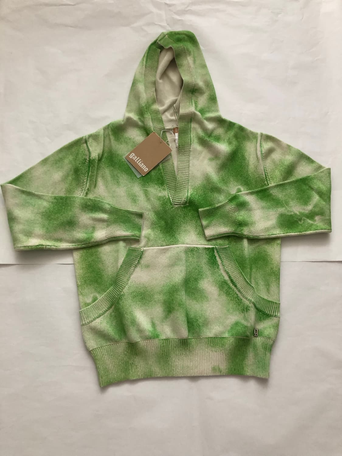 갈리아노 페인트가공 후드 풀오버 니트 상품이미지1