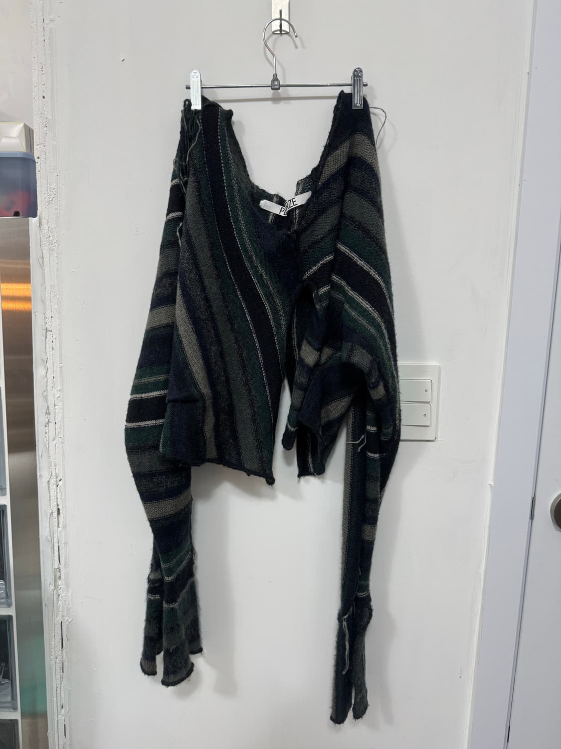 PERVERZE multi border knit sweater 상품이미지2
