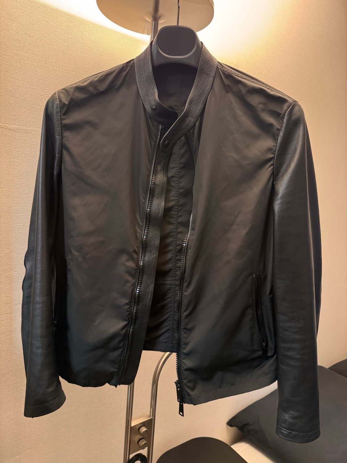 엠포리오 아르마니 양가죽 라이더 50 상품이미지1