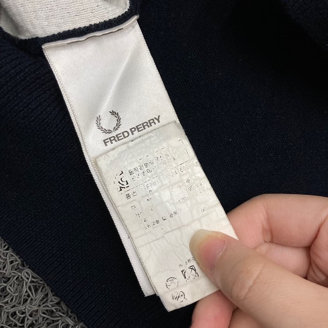 Fred Perry 자수로고 라운드 니트 상품이미지4