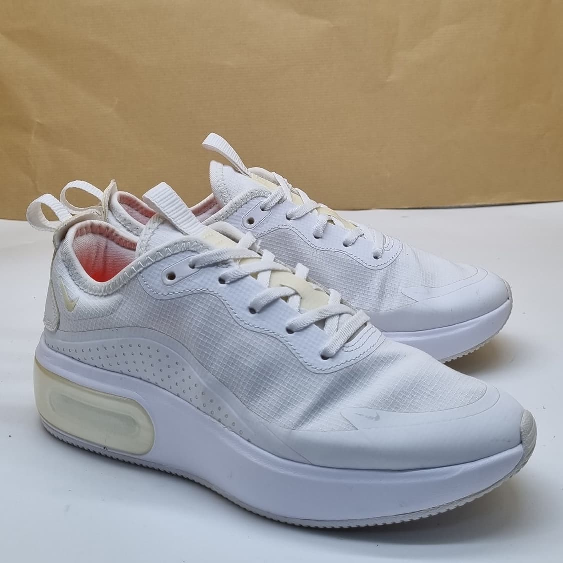 나이키 에어맥스 디아 운동화225. 상품이미지1