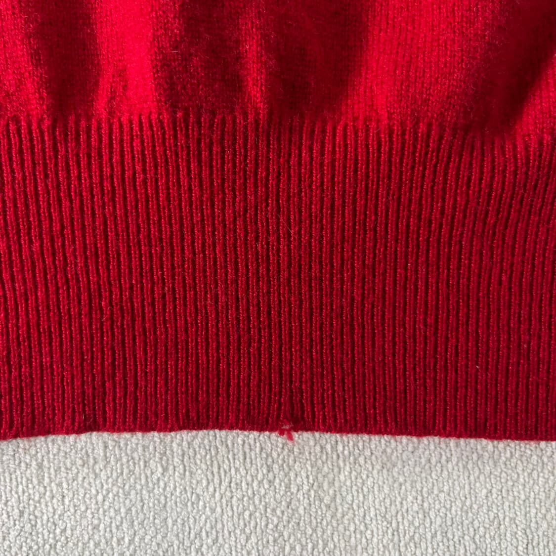 95 폴로랄프로렌 울 브이넥 레드 니트 상품이미지4