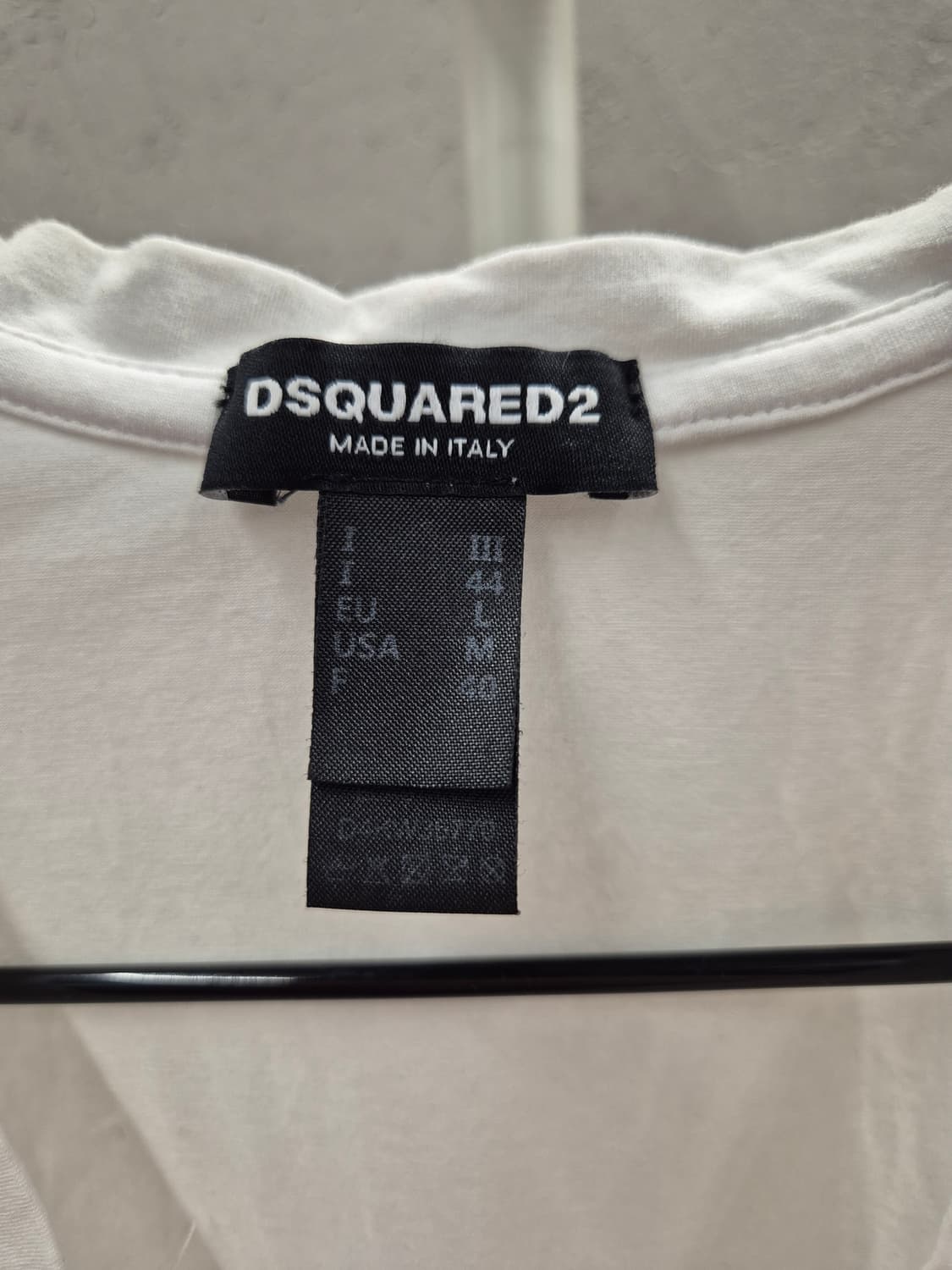 DSQUARED2 화이트 브이넥 티셔츠 L 상품이미지7
