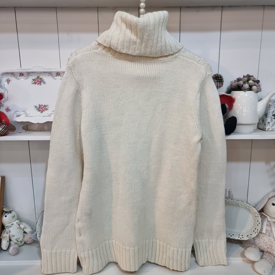 갤러리 비스콘티 GALLERY VISCONTI 리본 케이블 터틀넥 니트 상품이미지5