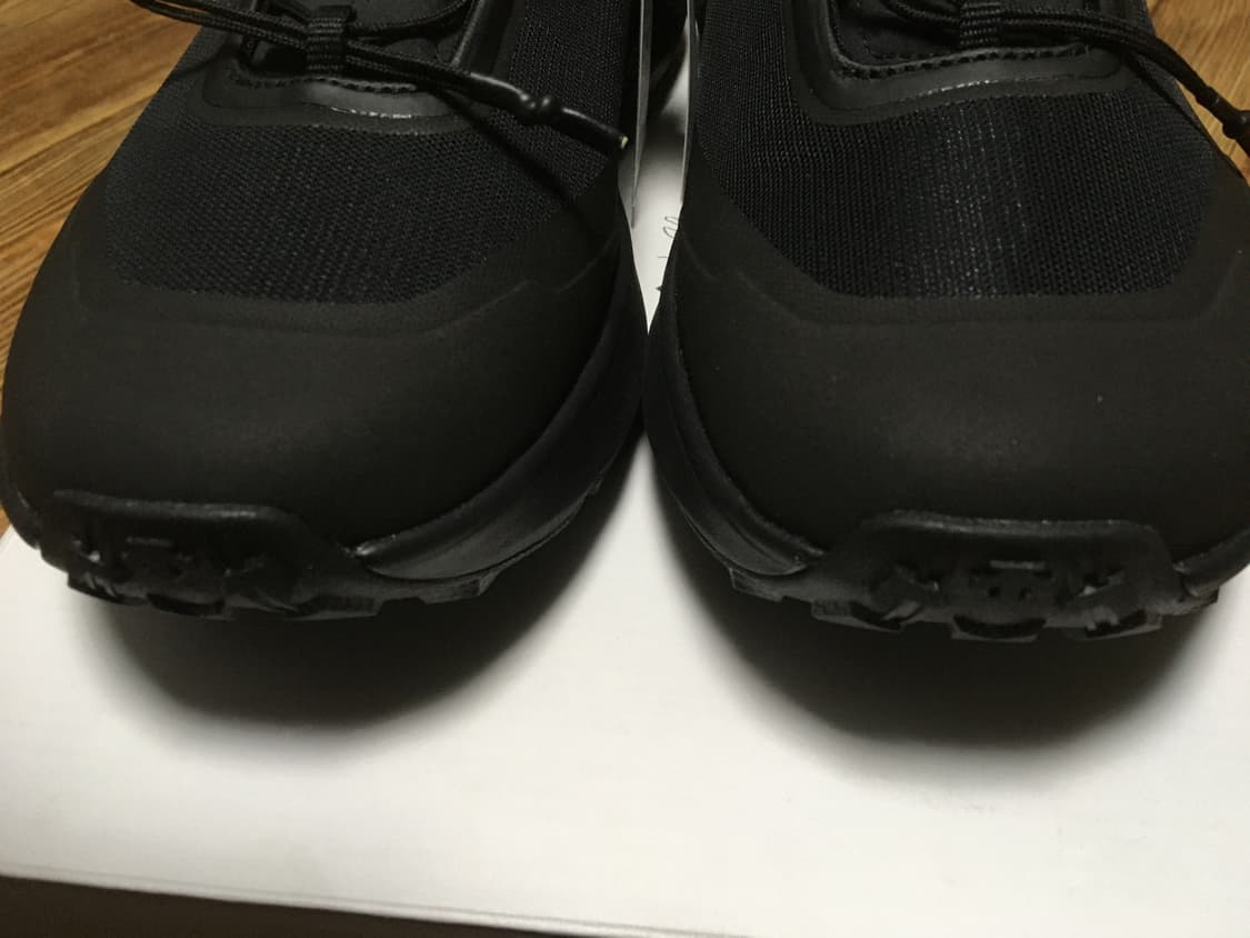 데상트 유스 시프트 트레일 블랙 판매합니다 상품이미지5