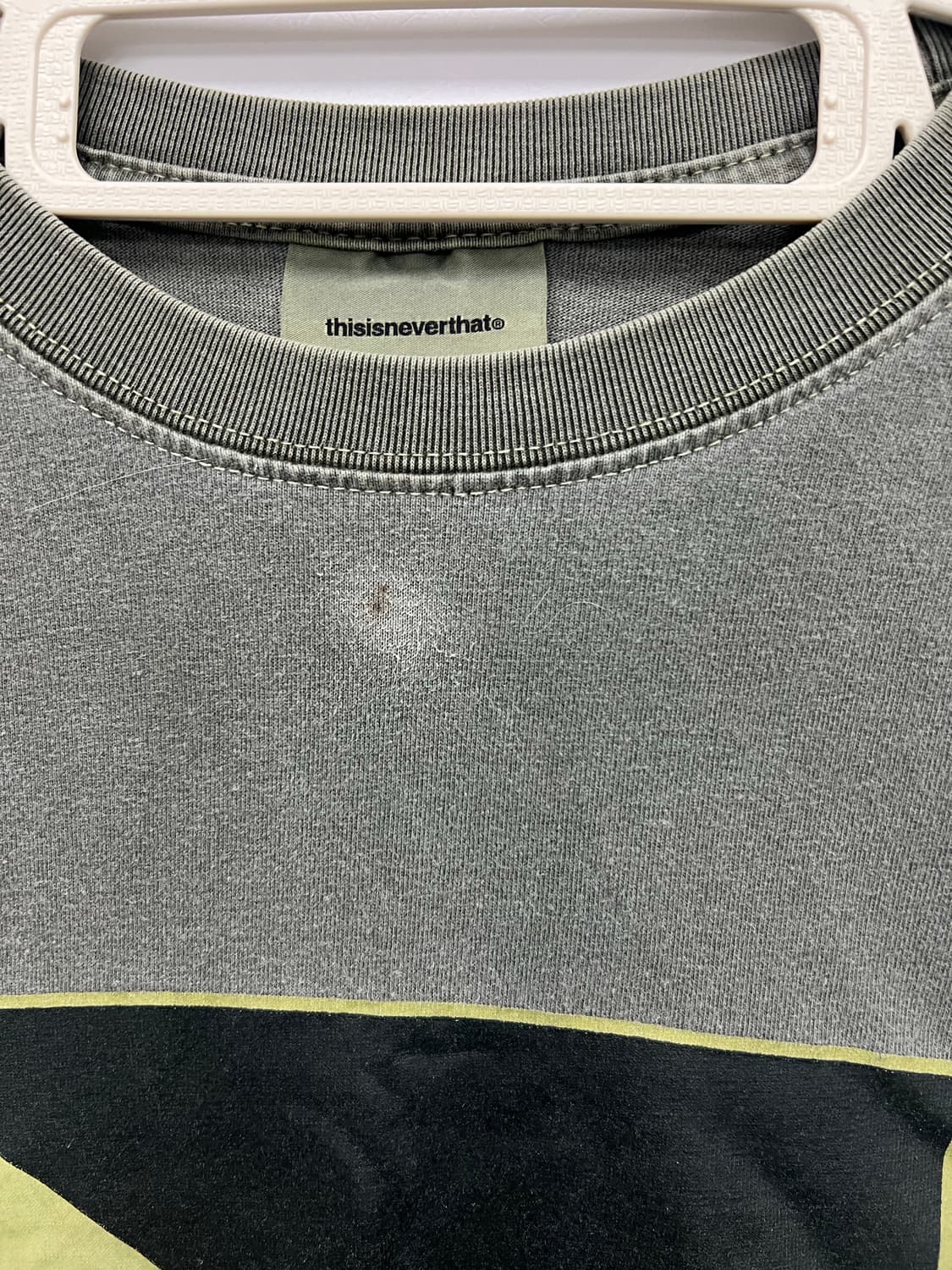 thisisneverthat® 녹색 맨투맨  상품이미지3