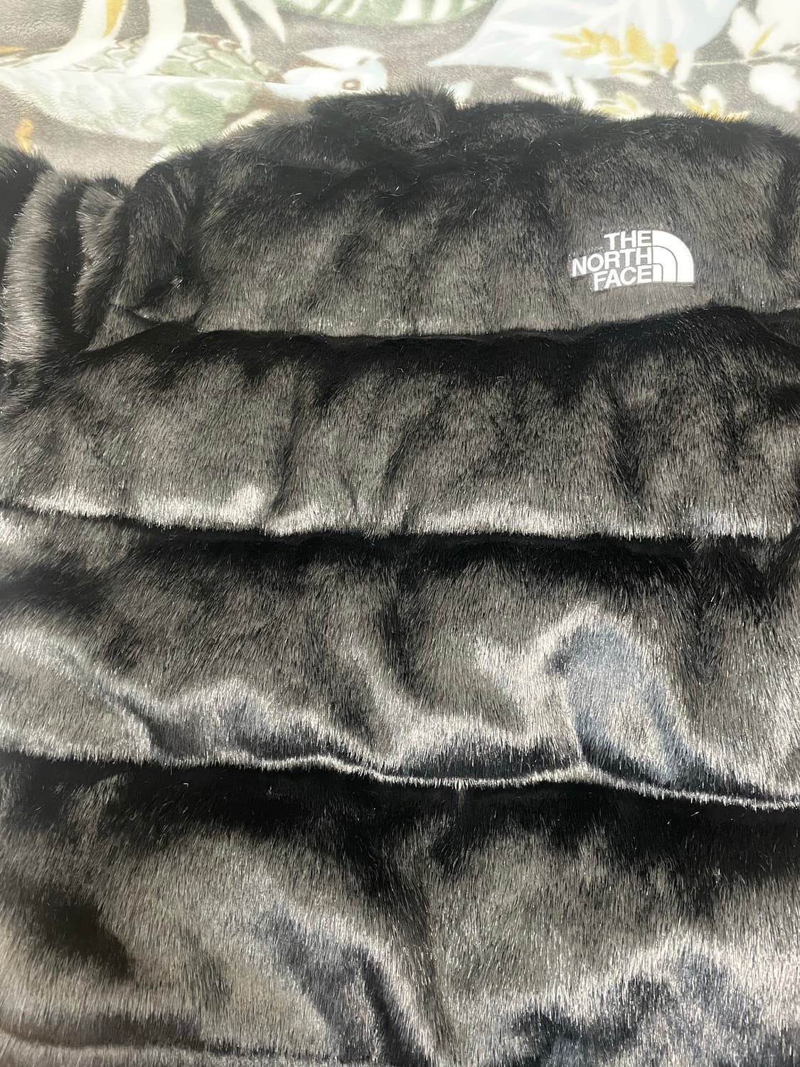 슈프림 x 노스페이스 퍼 눕시 상품이미지3