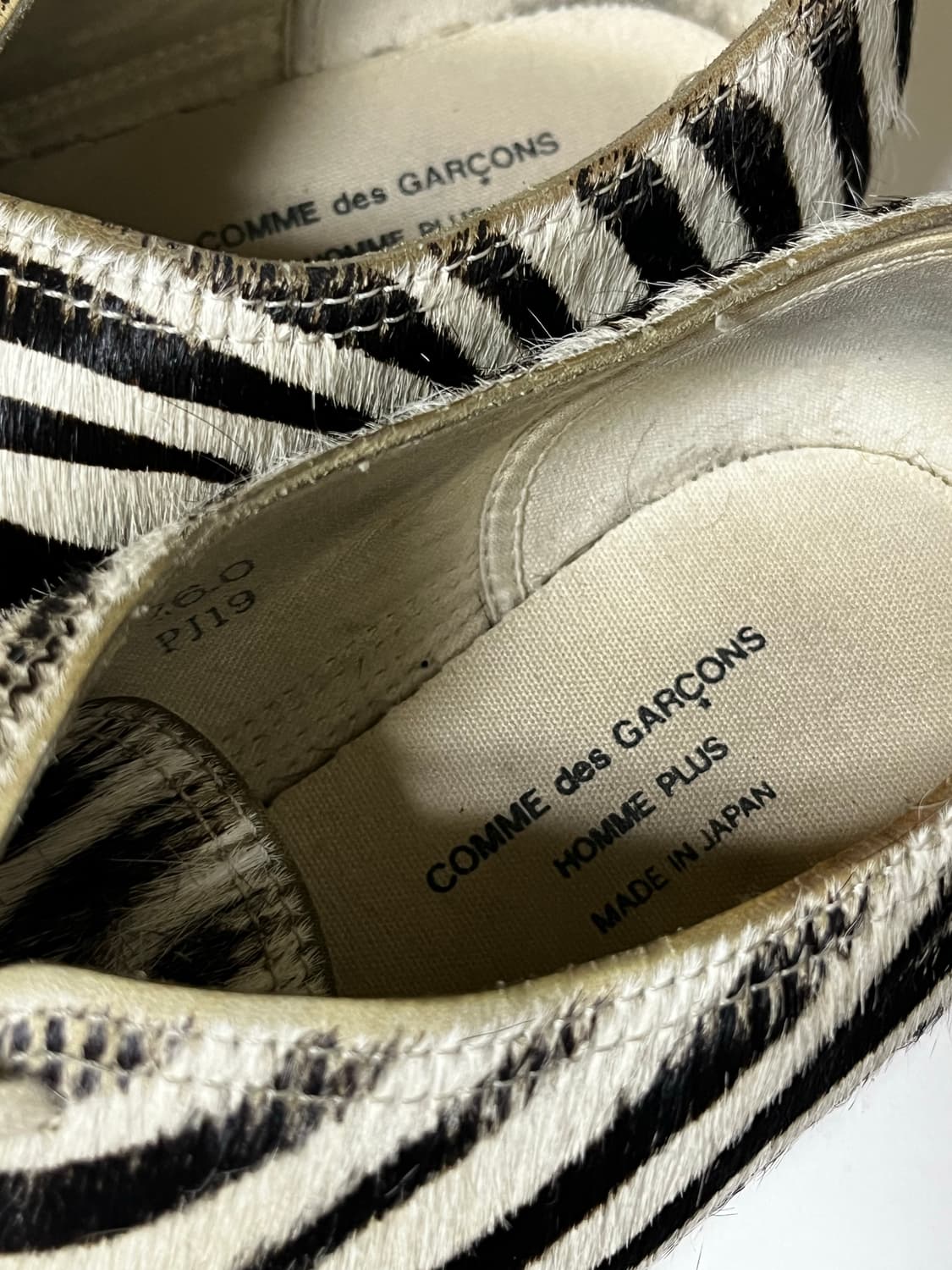 2010’s 꼼데가르송 옴므플러스 제브라 헤어 슈즈 상품이미지4