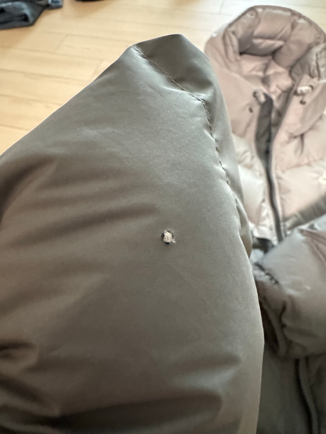 나이키 패딩 M 상품이미지4