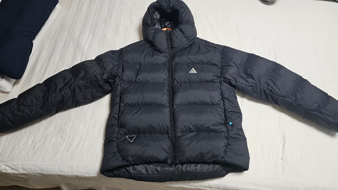 acg 루나레이크 패딩 M사이즈 상품이미지1