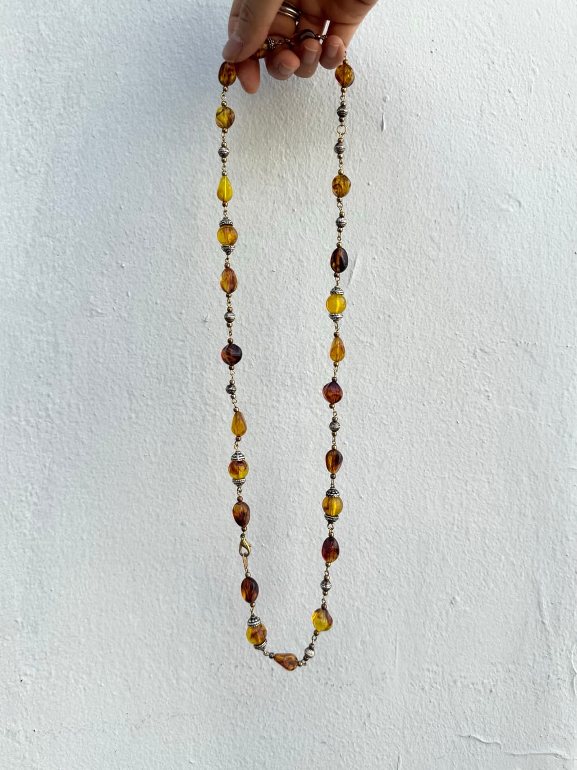 [vintage]Long Necklace 엠버 비즈 롱 목걸이 상품이미지1