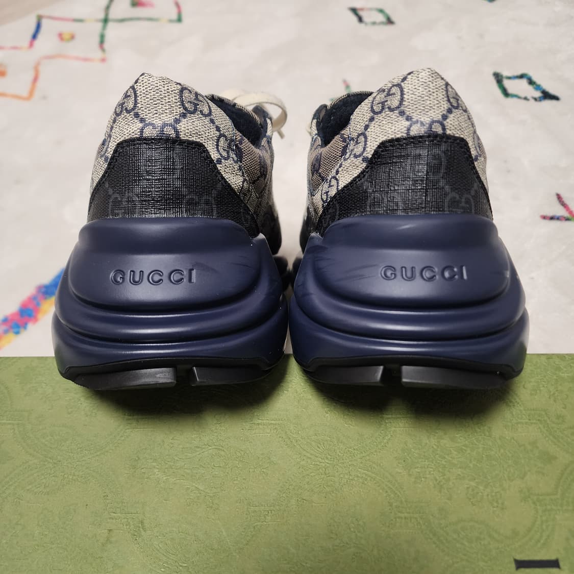 초민트급 구찌 GG 슈프림 라이톤 스니커즈 네이비 블랙 265 상품이미지5