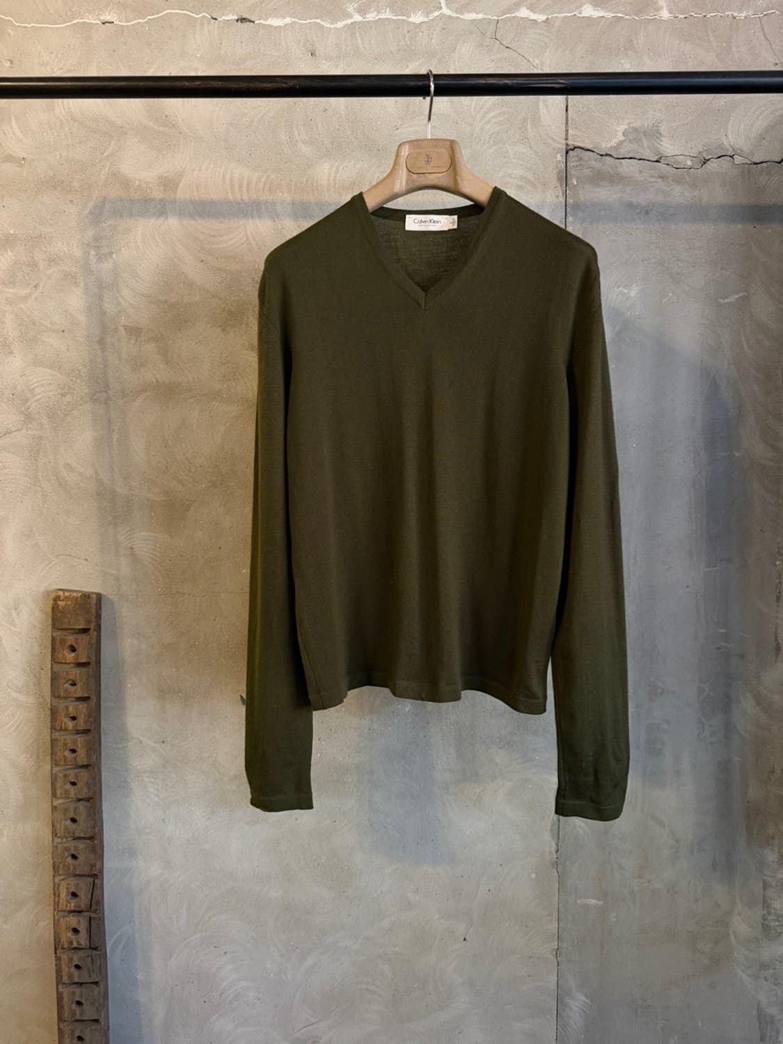 캘빈클라인 브이넥 니트 100 상품이미지1