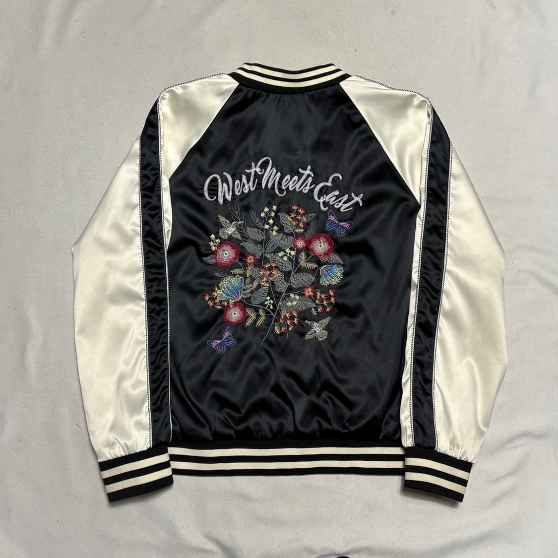 M 에이치커넥트 플라워 자수 스카쟌 상품이미지3