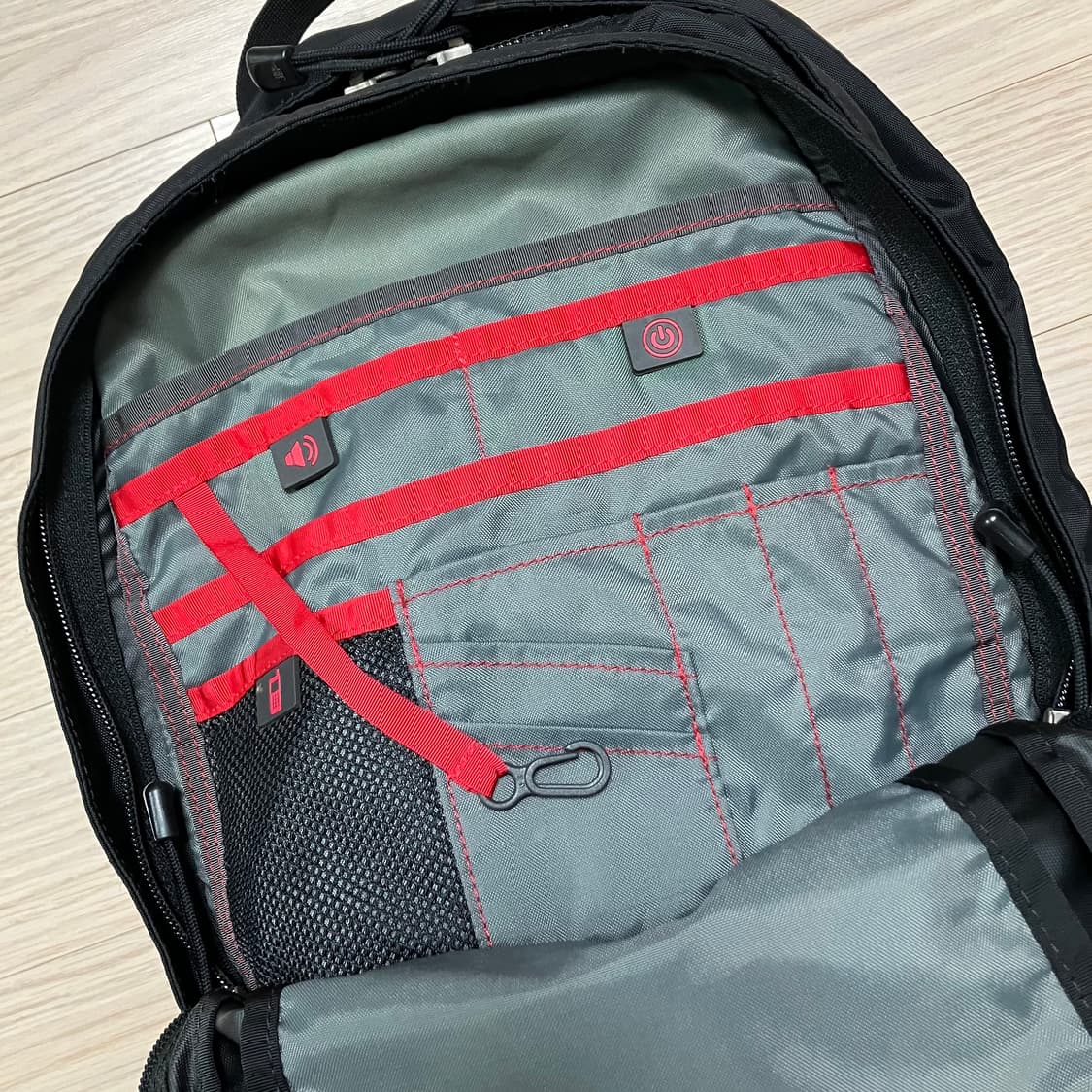 [TheNorthFace] 노스페이스 핫샷 백팩 블랙 30L 상품이미지8