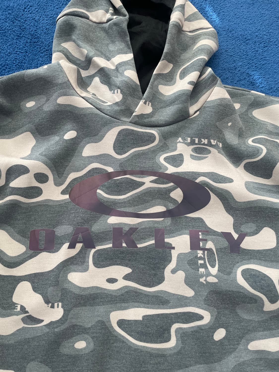 오클리 카모플라쥬 패턴후드 상품이미지2