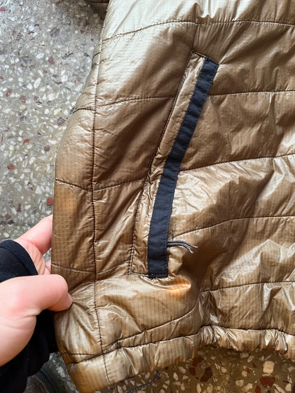 노스페이스 센터로고 브라운 경량패딩  상품이미지9