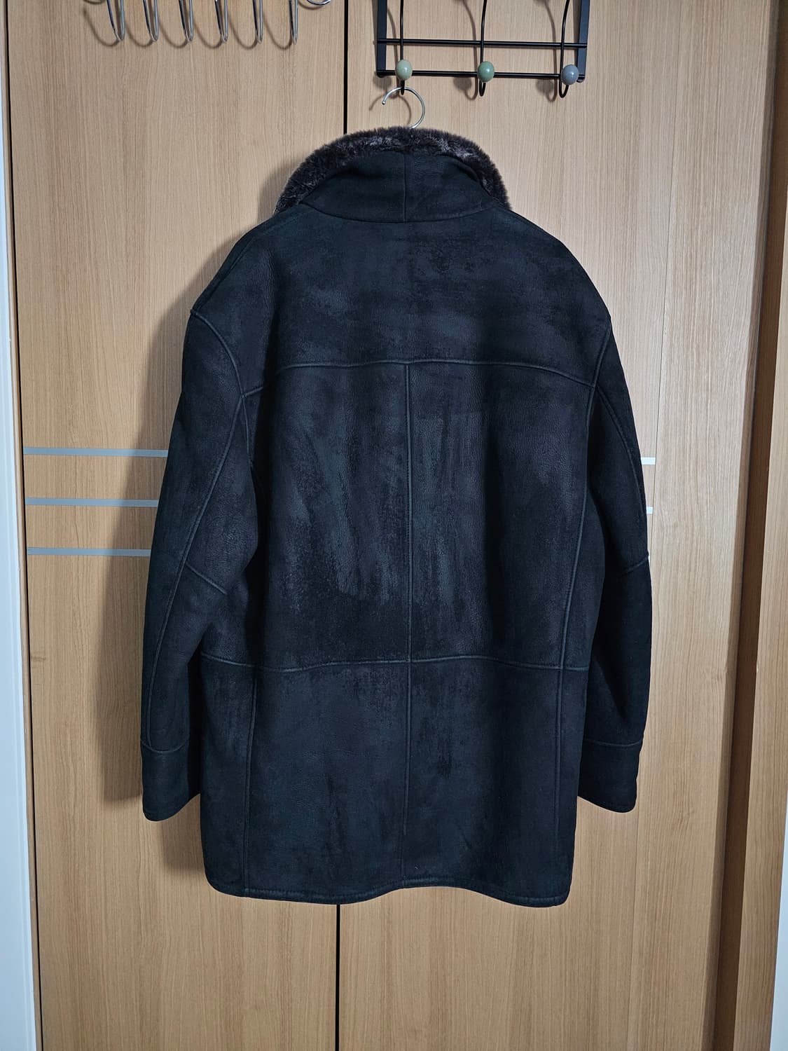 지방시 무스탕 무톤 코트 상품이미지2