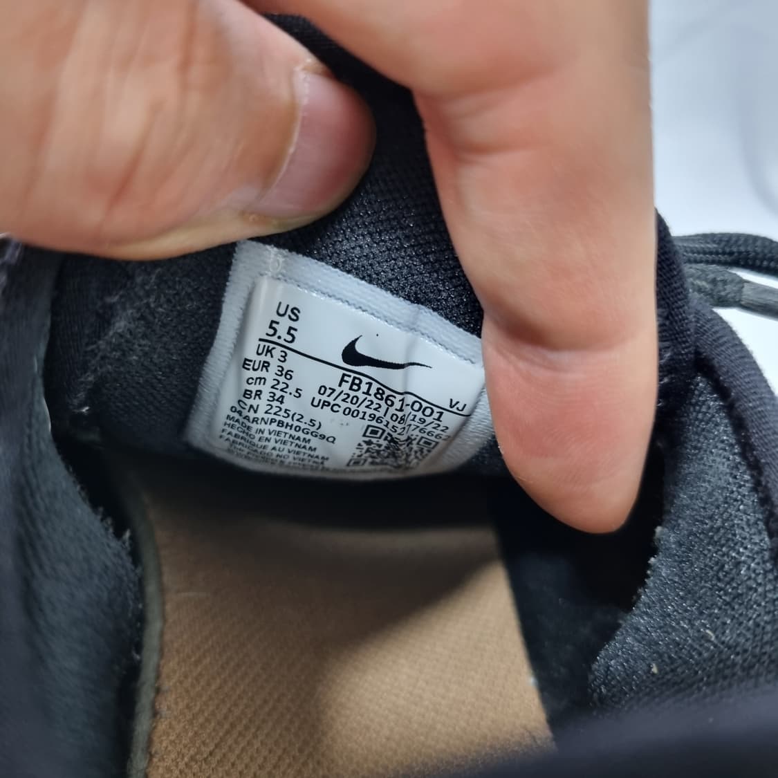 225 나이키 TC 7900 블링 블랙 스니커즈 상품이미지7