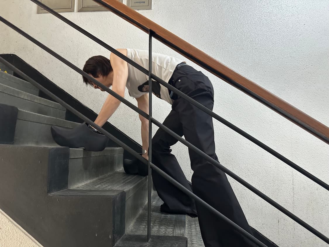 발렌시아가 테크노클로그 상품이미지3
