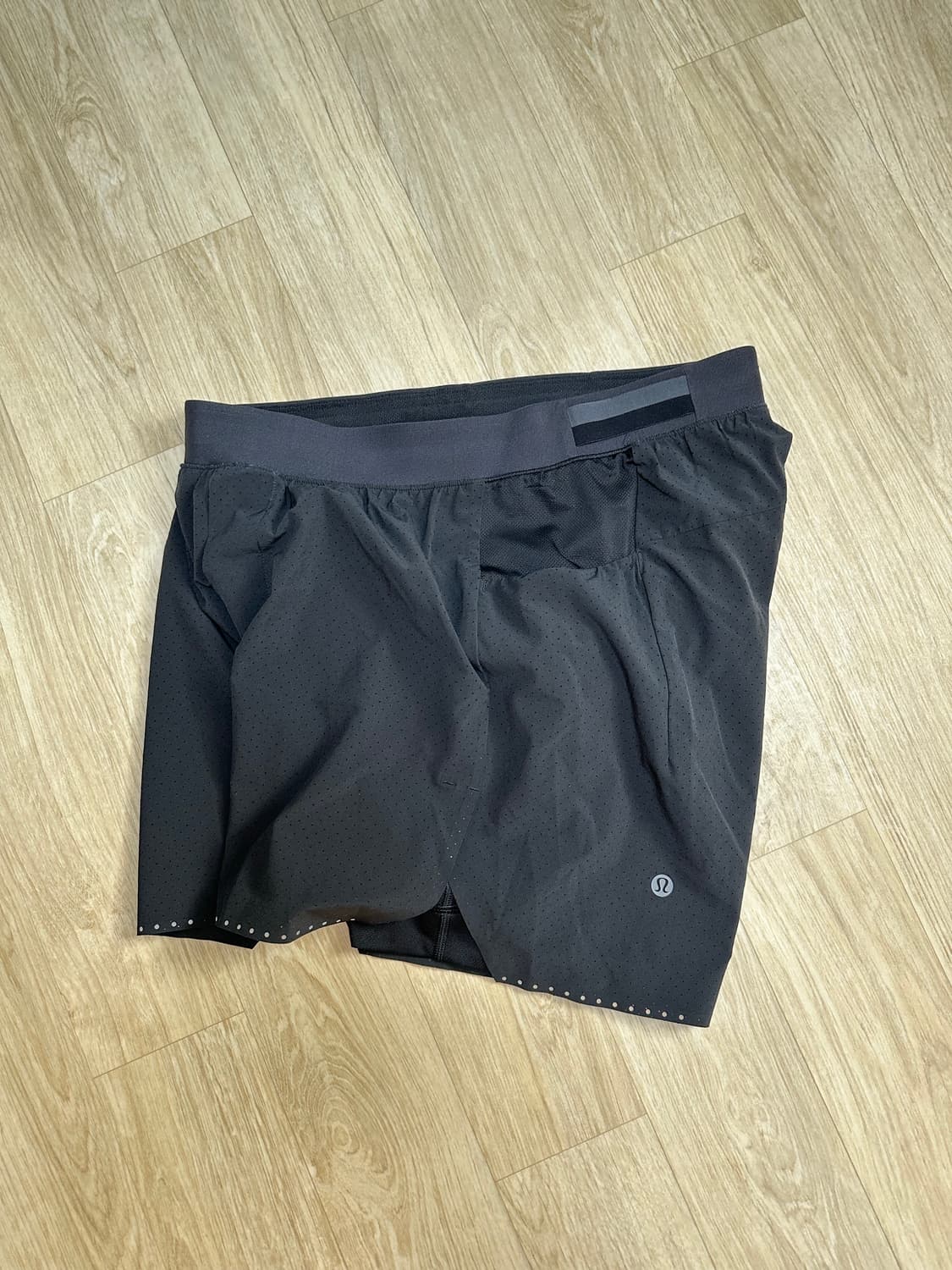 룰루레몬 패스트 앤 프리 라인드 러닝 쇼츠 6인치 블랙 M 상품이미지5