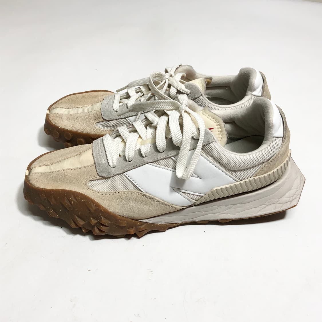 뉴발란스 XC-72 스니커즈 255 상품이미지2