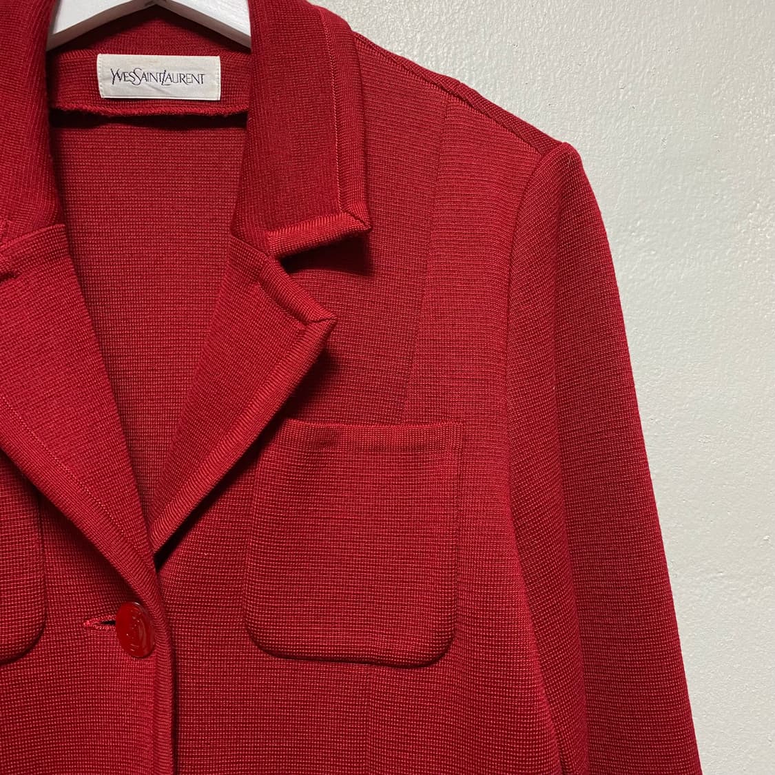 입생로랑 로고 버튼 디자인 니트 자켓 상품이미지3