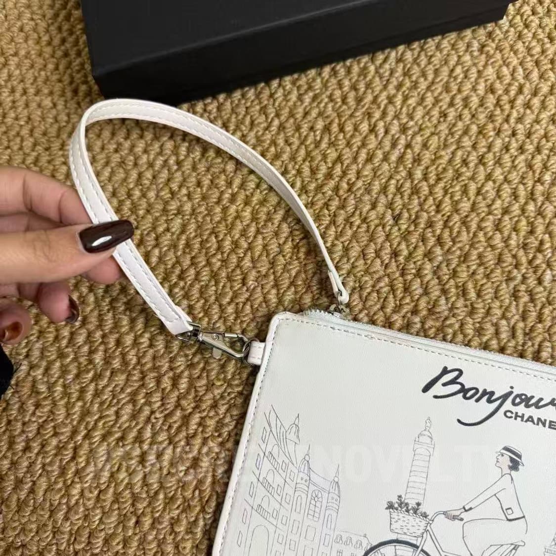 봉쥬르샤넬 빈티지 메이크업 파우치 화이트 풀박스 상품이미지4