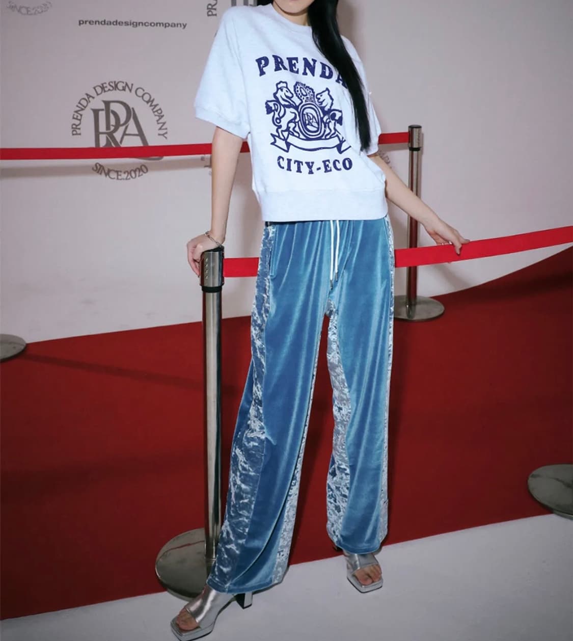 [프렌다] 반팔 크롭 맨투맨 상품이미지2