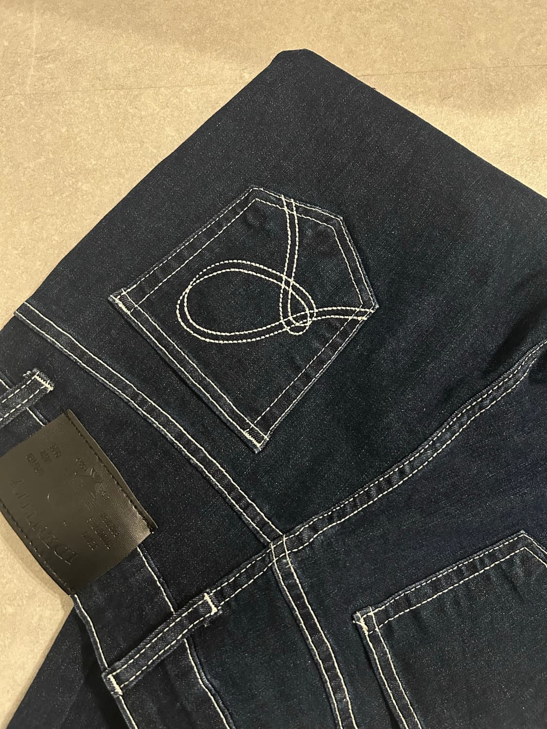 Deep blue flared jeans 상품이미지1