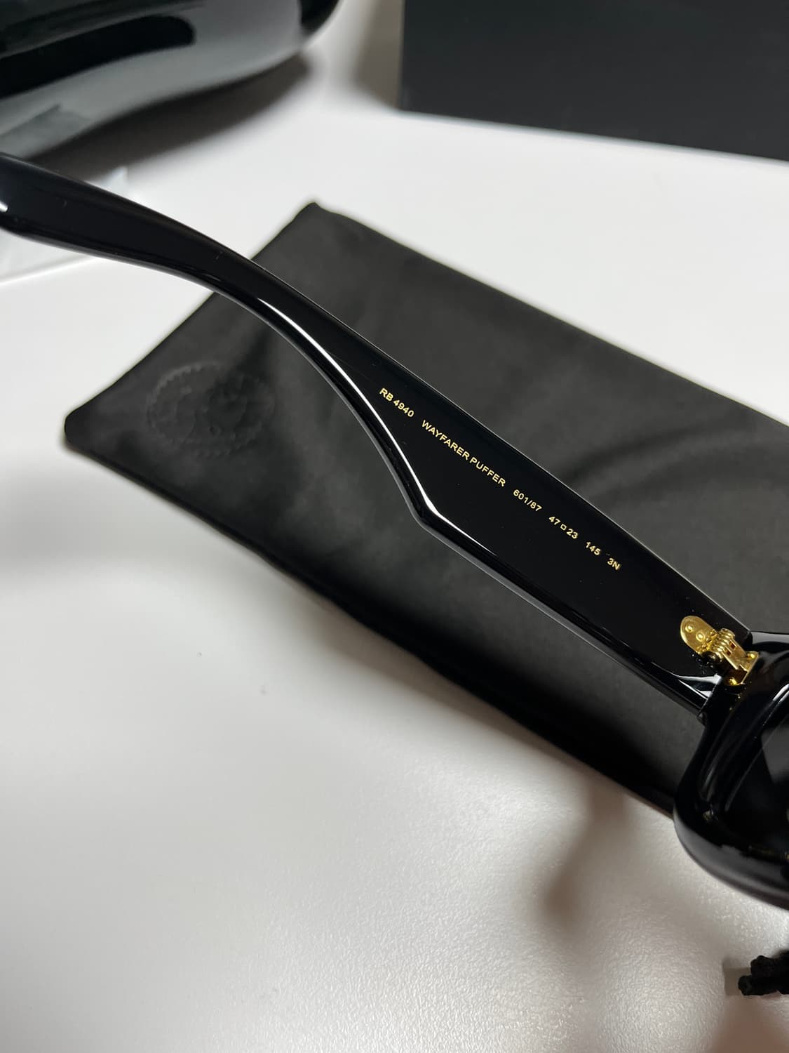 레이밴x에이셉라키 웨이페어러 푸퍼 제니 선글라스 새상품 상품이미지8