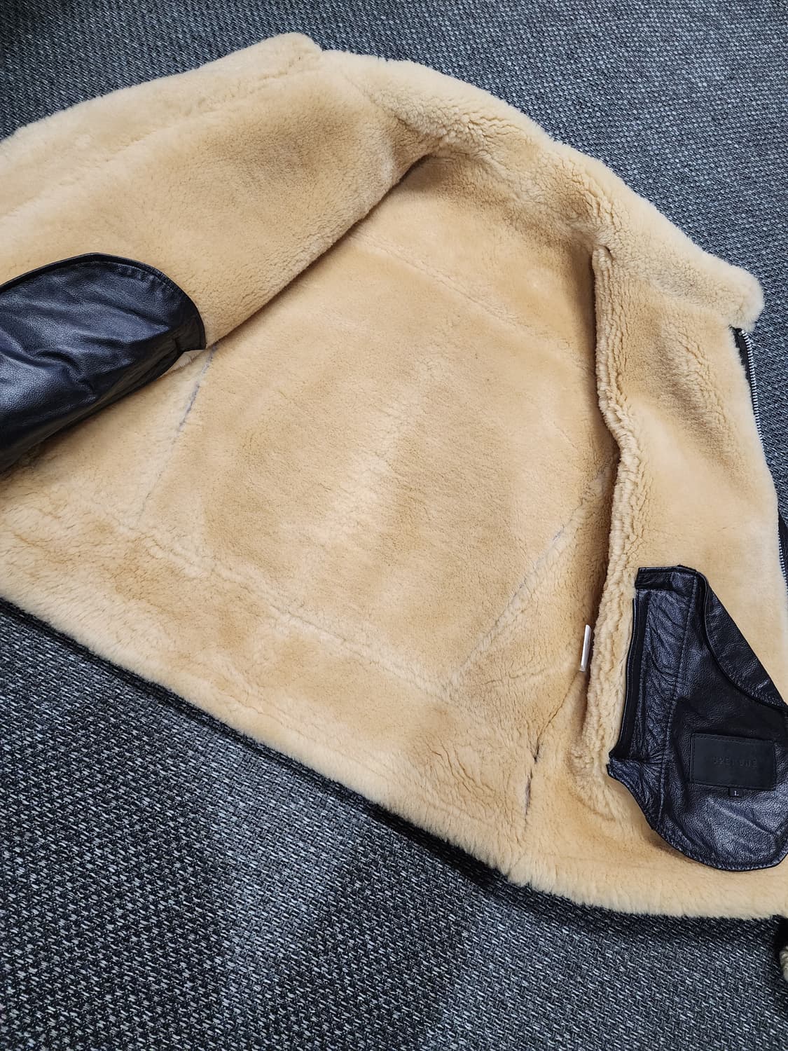 스페로네 양가죽 무스탕 L사이즈  상품이미지8