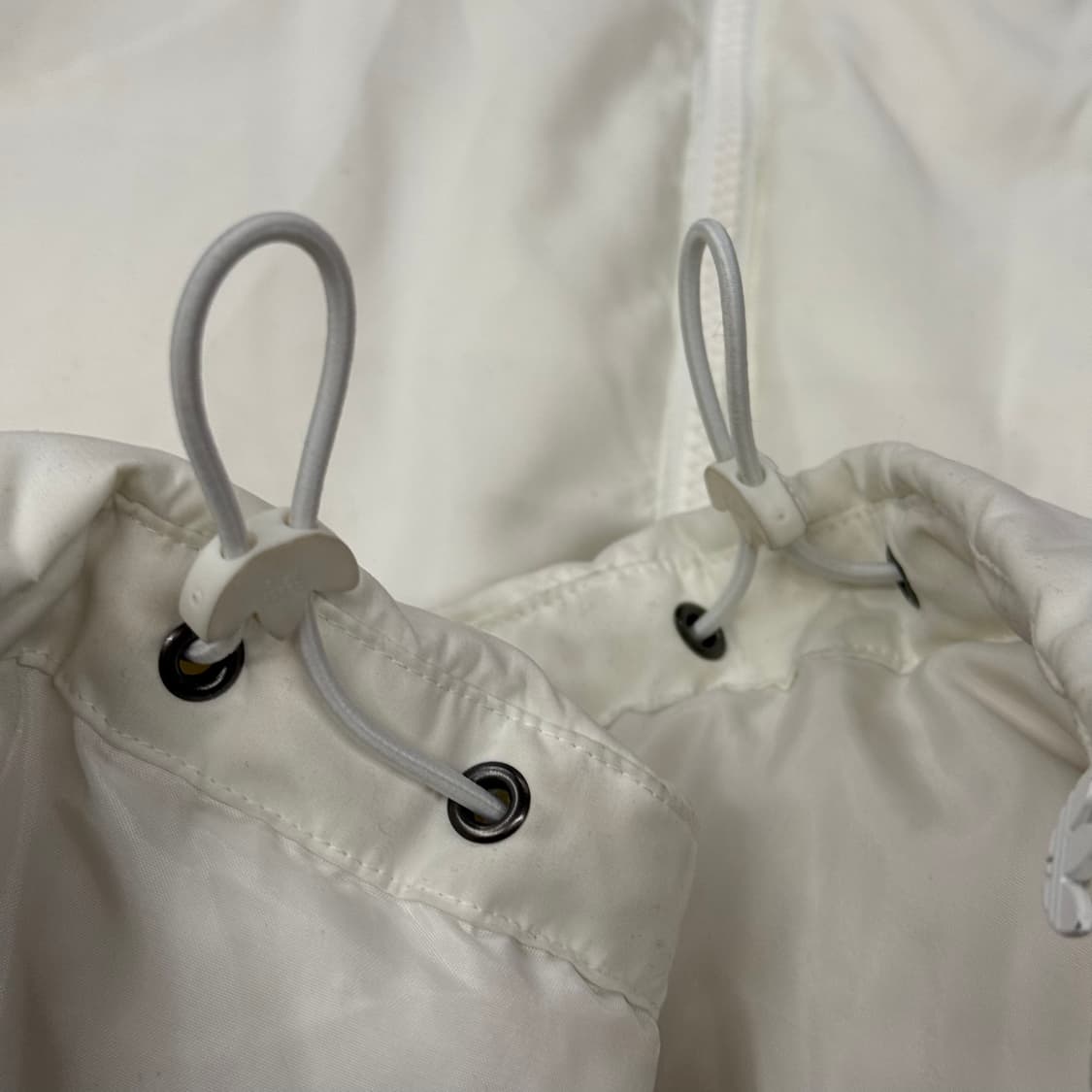 아디다스 화이트 숏패딩  상품이미지8