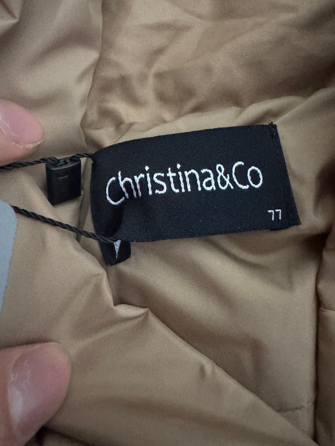 <새상품> 여성 크리스티나앤코 발수 방수 후드 롱 경량 패딩 상품이미지3