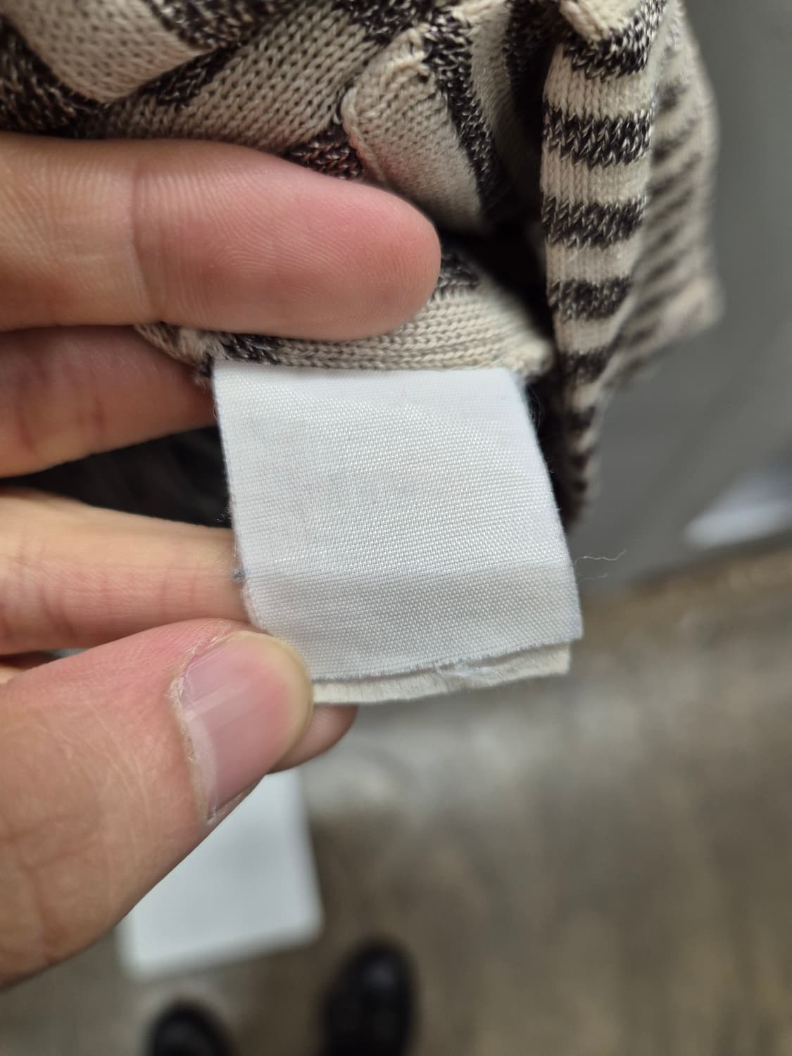 펜디 FF 로고 니트 가디건 베이지 상품이미지4