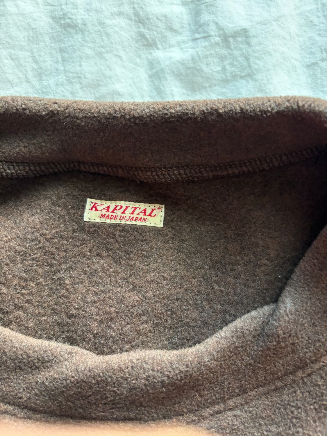 캐피탈 후리스 플리스 빅 크루 스웻셔츠 브라운 상품이미지6