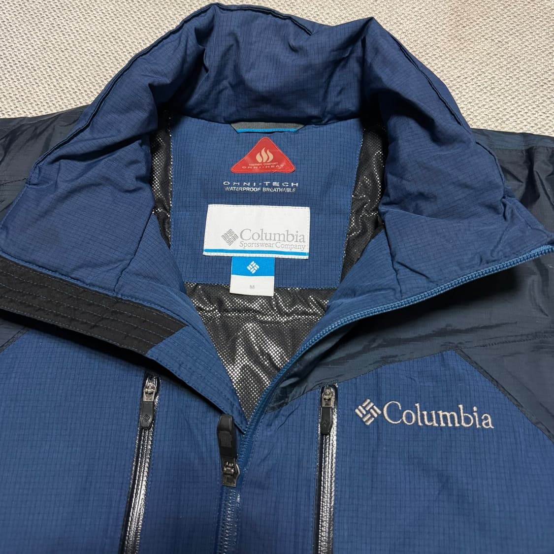 컬럼비아 옴니테크 경량 패딩 자켓 상품이미지3