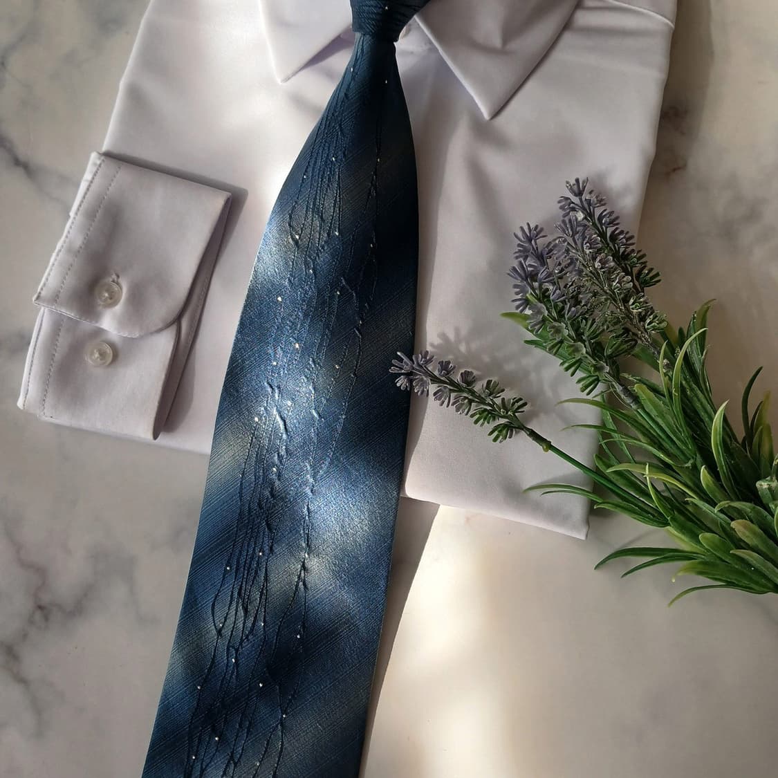 입생로랑 실크 블루 자카드 넥타이 9.5cm A등급 A19526
 상품이미지5