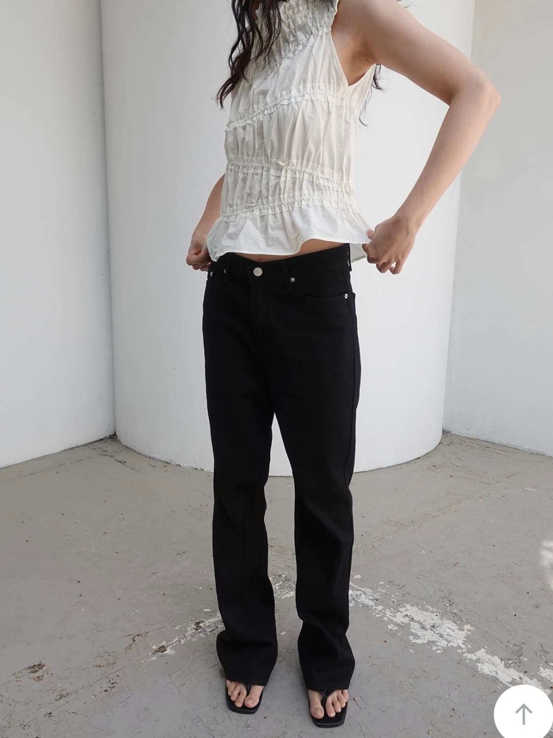[새상품] m.o.k Lily in vase, gathers blouse 상품이미지2