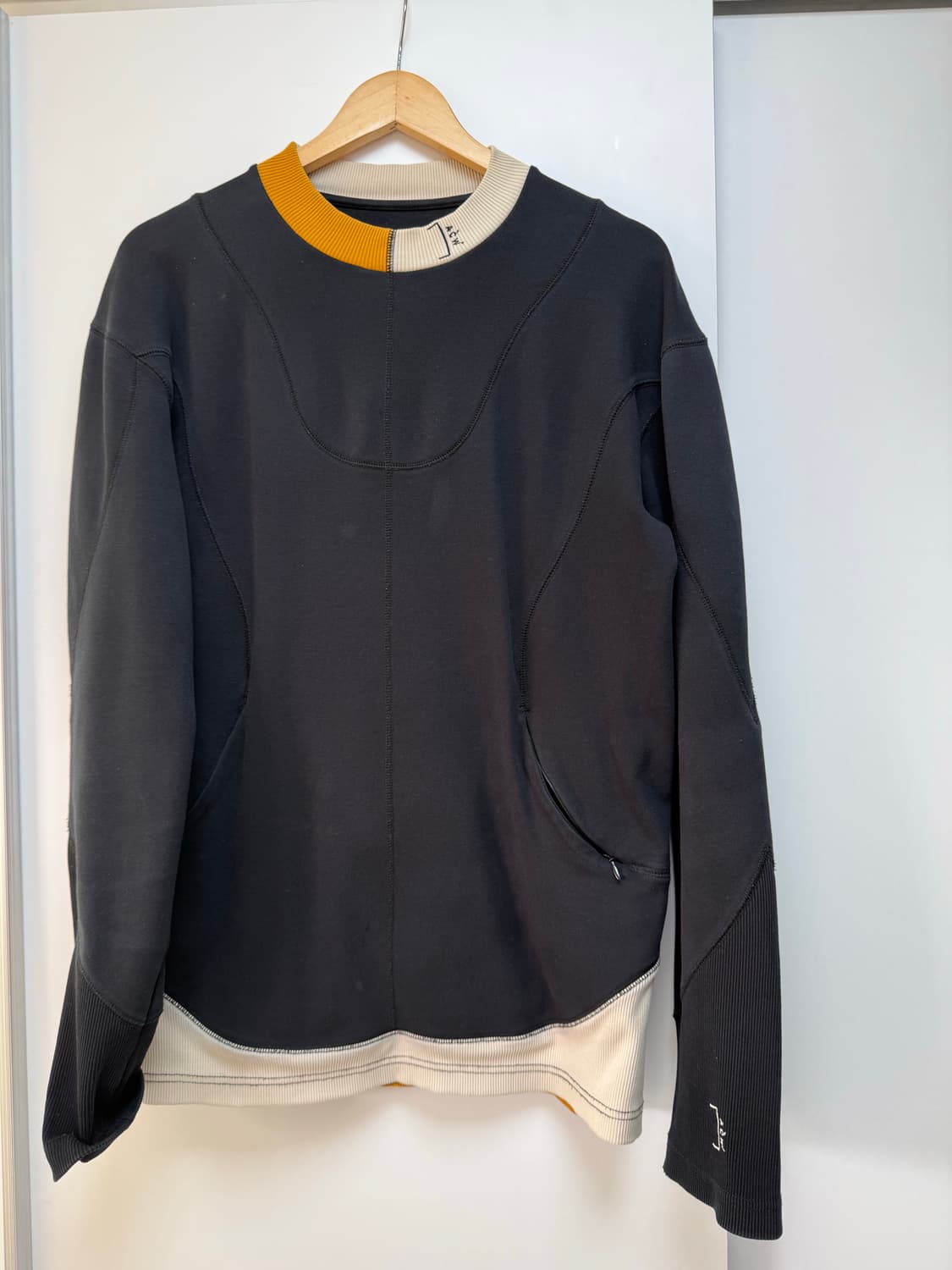 acw 어콜드월 스웻셔츠 상품이미지1