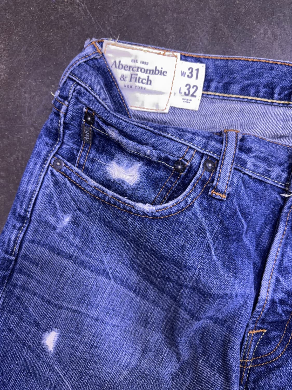 아베크롬비 데미지 킬번 로우 라이즈 부츠컷 플레어 데님팬츠 31 상품이미지4