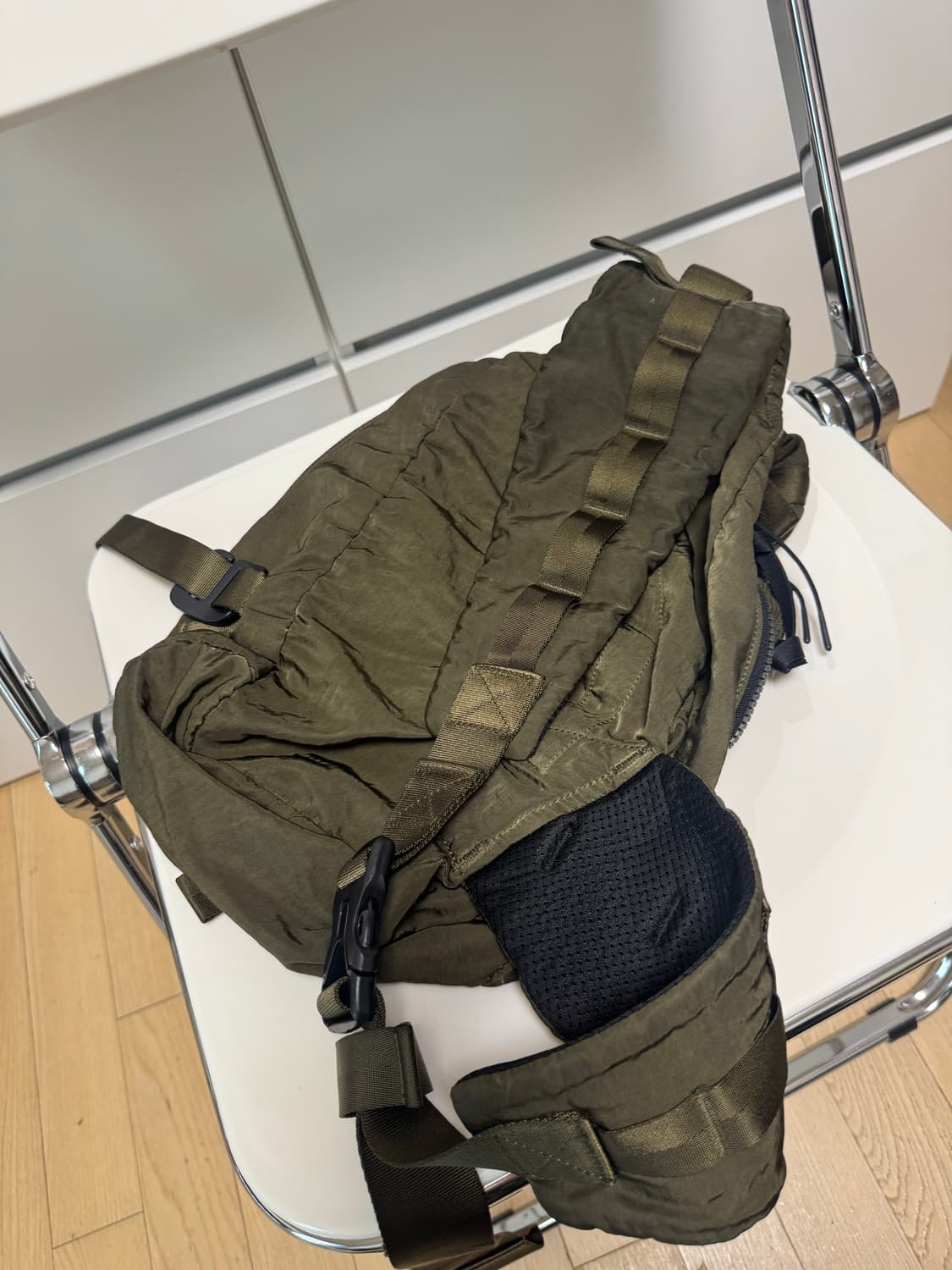 Cp company 슬링백/크로스백(카키) 상품이미지2