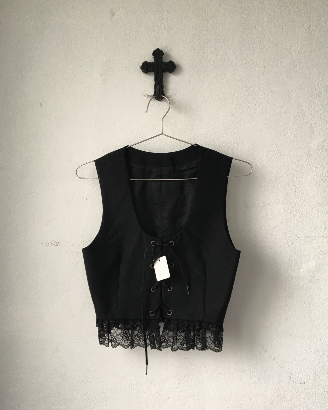 Lace trimming lace up vest 상품이미지1