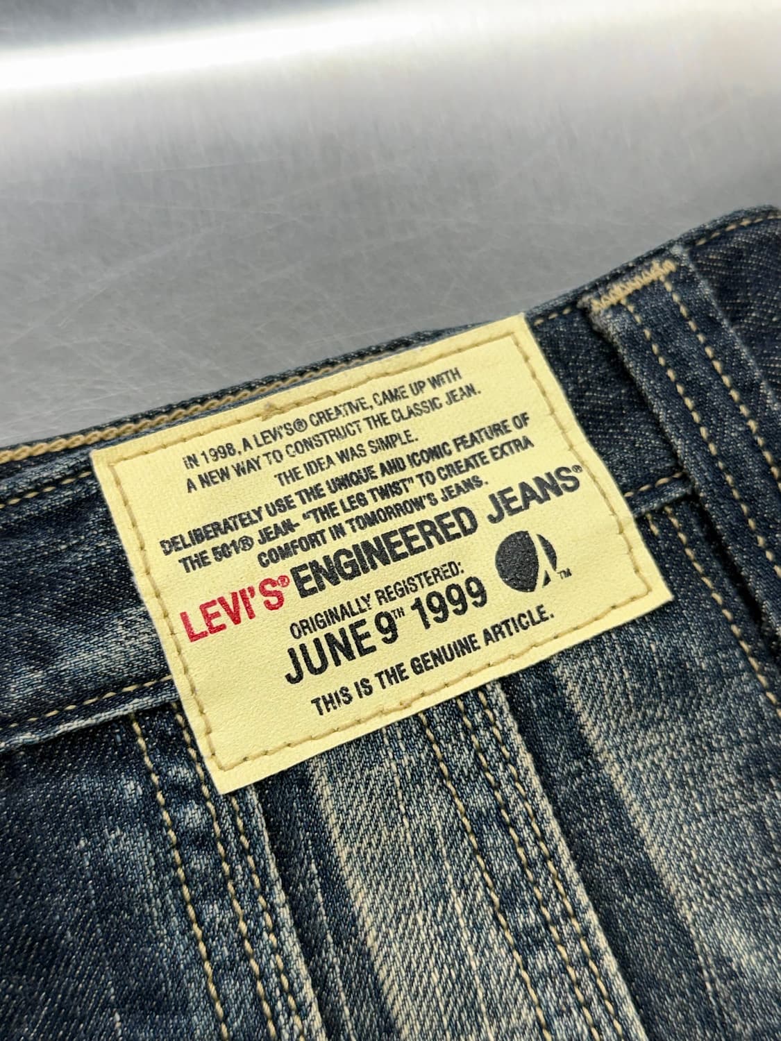 리바이스 엔지니어드 워싱 데님 미디 스커트 상품이미지7