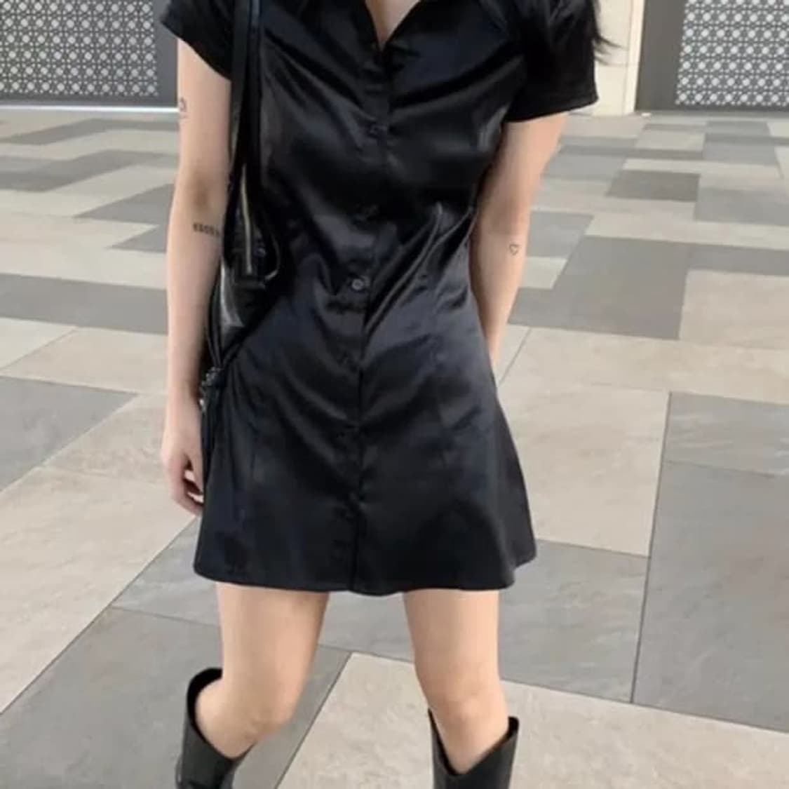 보헤미안 서울 새틴 셔츠 원피스 상품이미지2