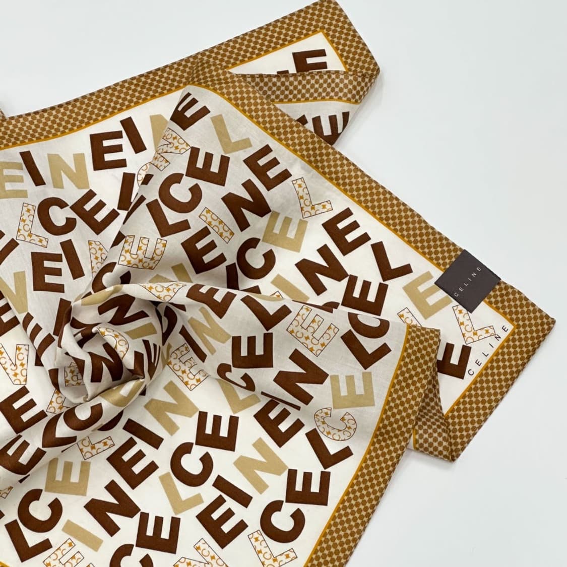 (새상품) celine / 셀린느 쁘띠스카프 손수건 상품이미지1